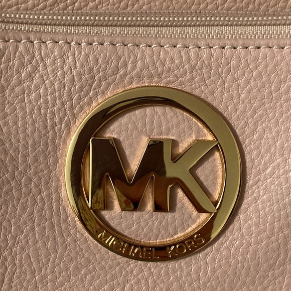 Michael Kors Pink Crossbody Bag - Picture 6 of 8
